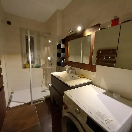 Au Pied Du Semnoz